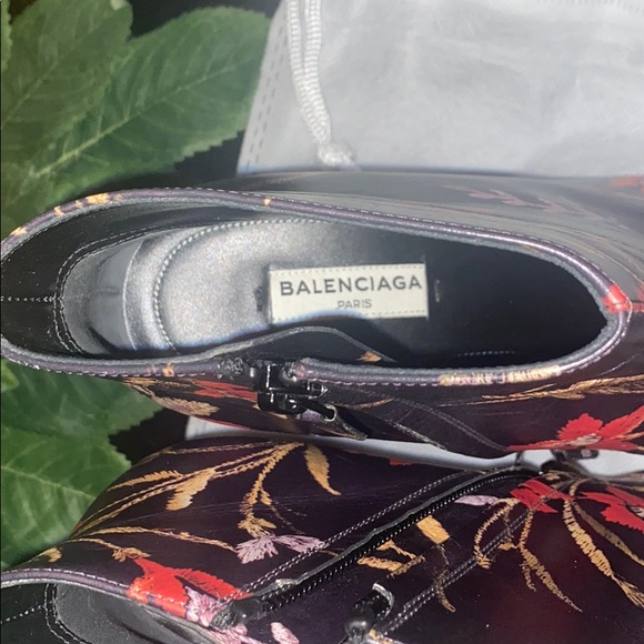 Balenciaga Floral Booties - Picture 3 of 3